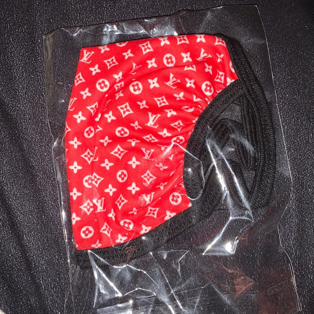 LV Mask
